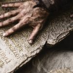 Que sólida evidência existe da autoria mosaica do Pentateuco?